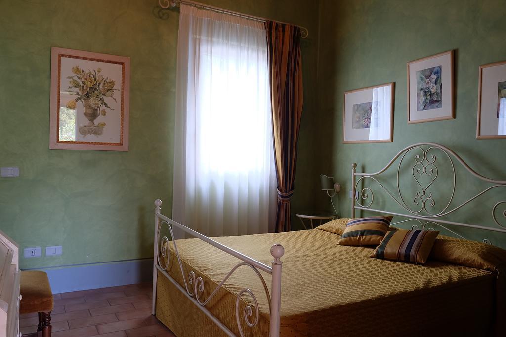 Вилла Poggio Montali Monte Roberto Экстерьер фото