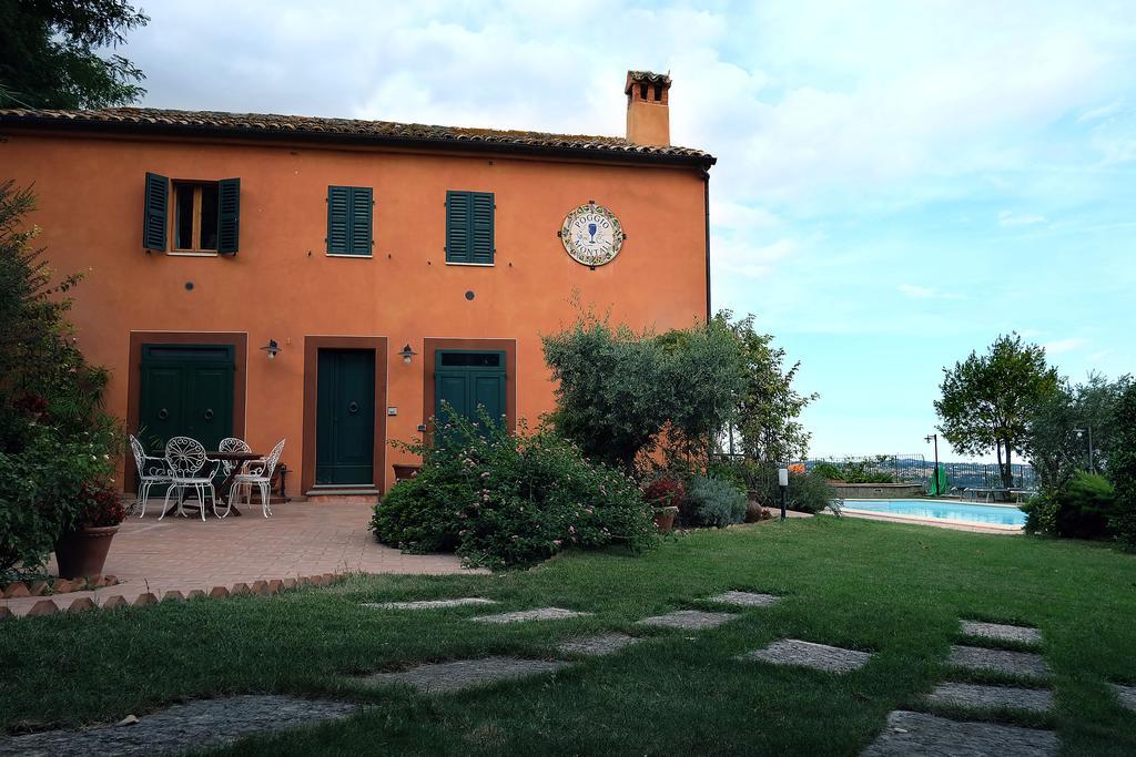 Вилла Poggio Montali Monte Roberto Экстерьер фото