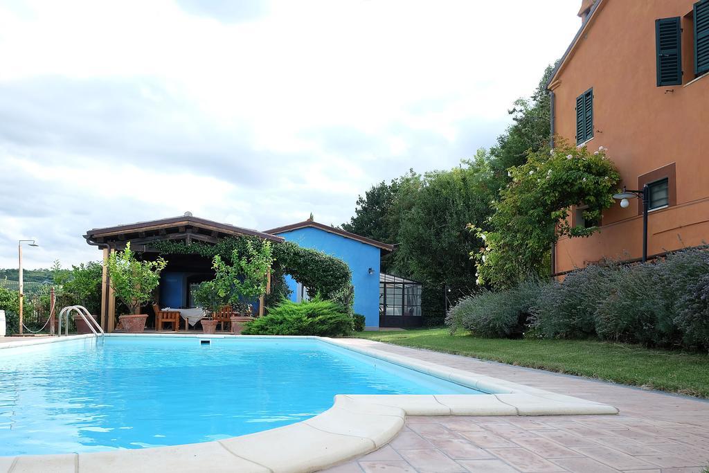 Вилла Poggio Montali Monte Roberto Экстерьер фото