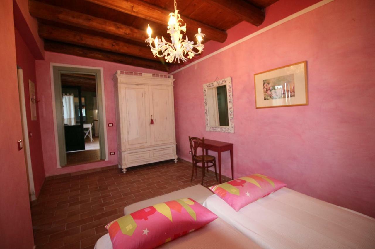 Вилла Poggio Montali Monte Roberto Экстерьер фото